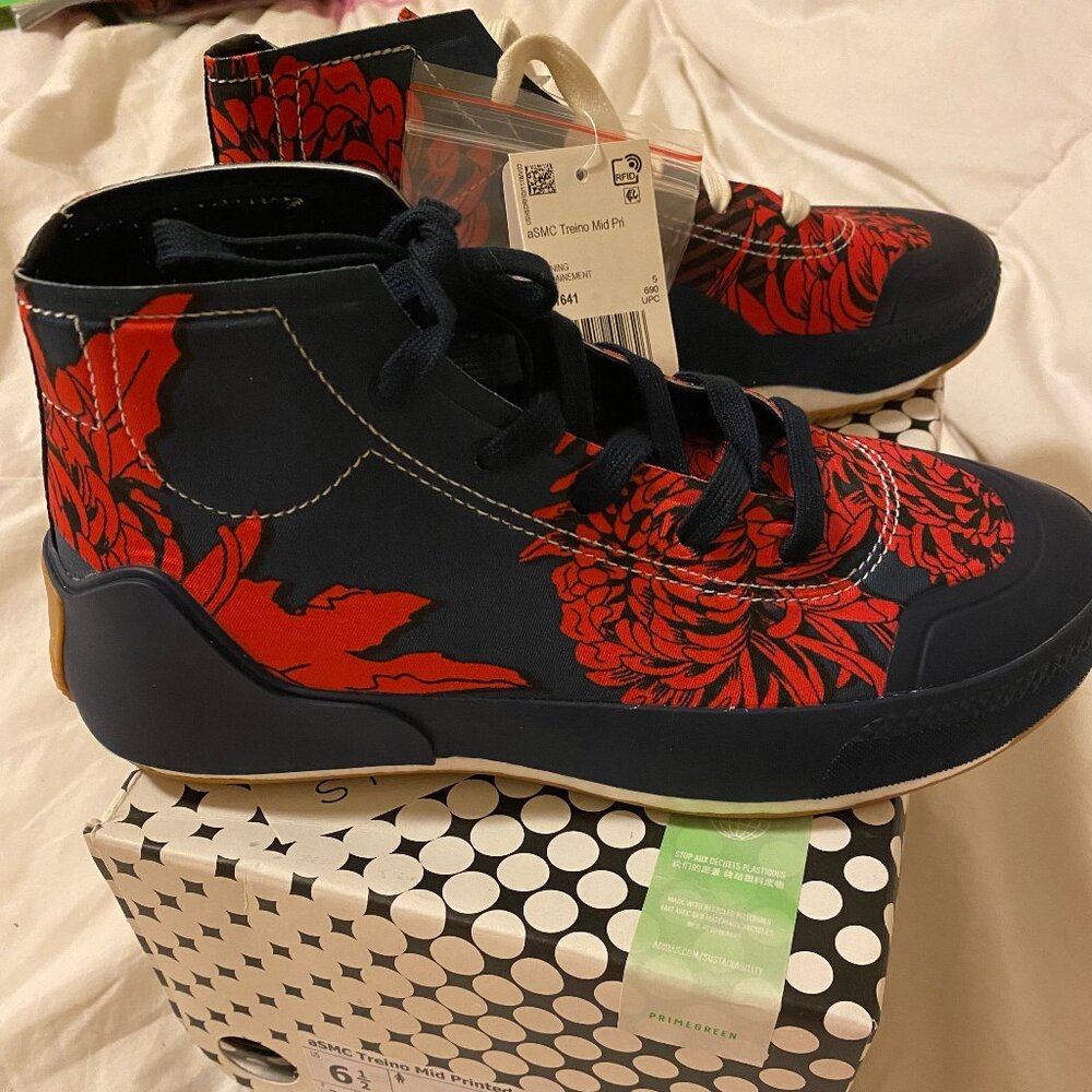 Adidas STELLA MCCARTNEY Limited Edition Flower print Sneakers- Brand New!